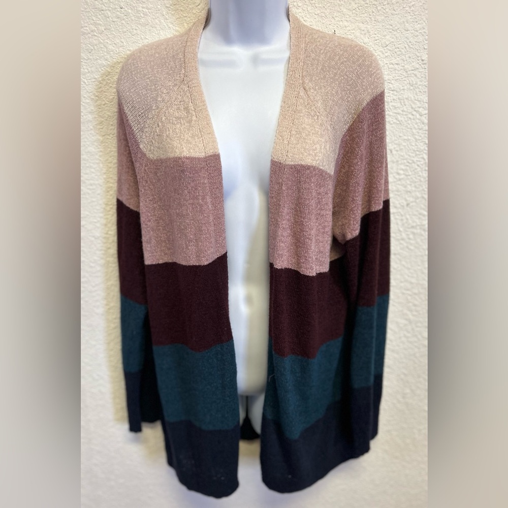 Maurice’s women’s sweater